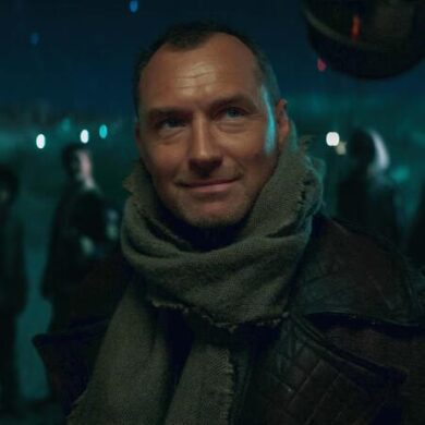 Jude Law in Skeleton Crew