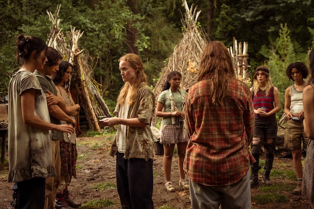 L-R: Alexa Barajas as Teen Mari, Kevin Alves as Teen Travis, Courtney Eaton as Teen Lottie, Liv Hewson as Teen Van, Silvana Estifanos as Teen Britt, Sophie Thatcher as Teen Natalie and Jasmin Savoy Brown as Teen Taissa in Yellowjackets, episode 5, season 3, streaming on Paramount+ with SHOWTIME, 2025. Photo Credit: Kailey Schwerman/Paramount+ with SHOWTIME.