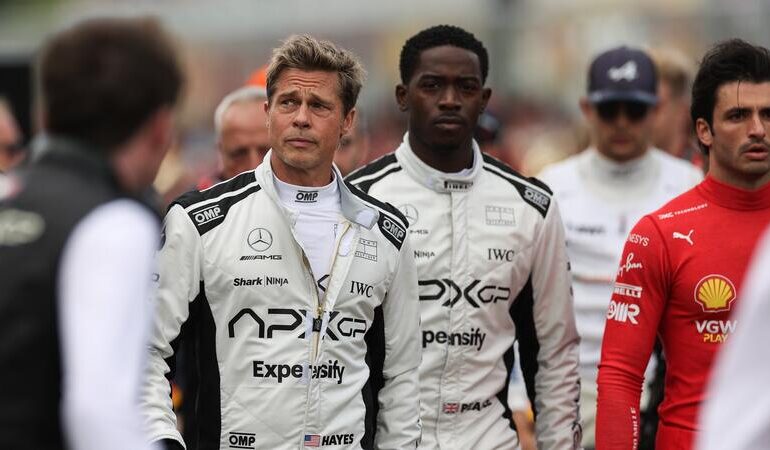 Brad Pitt als Rennfahrer im Kinofilm F1