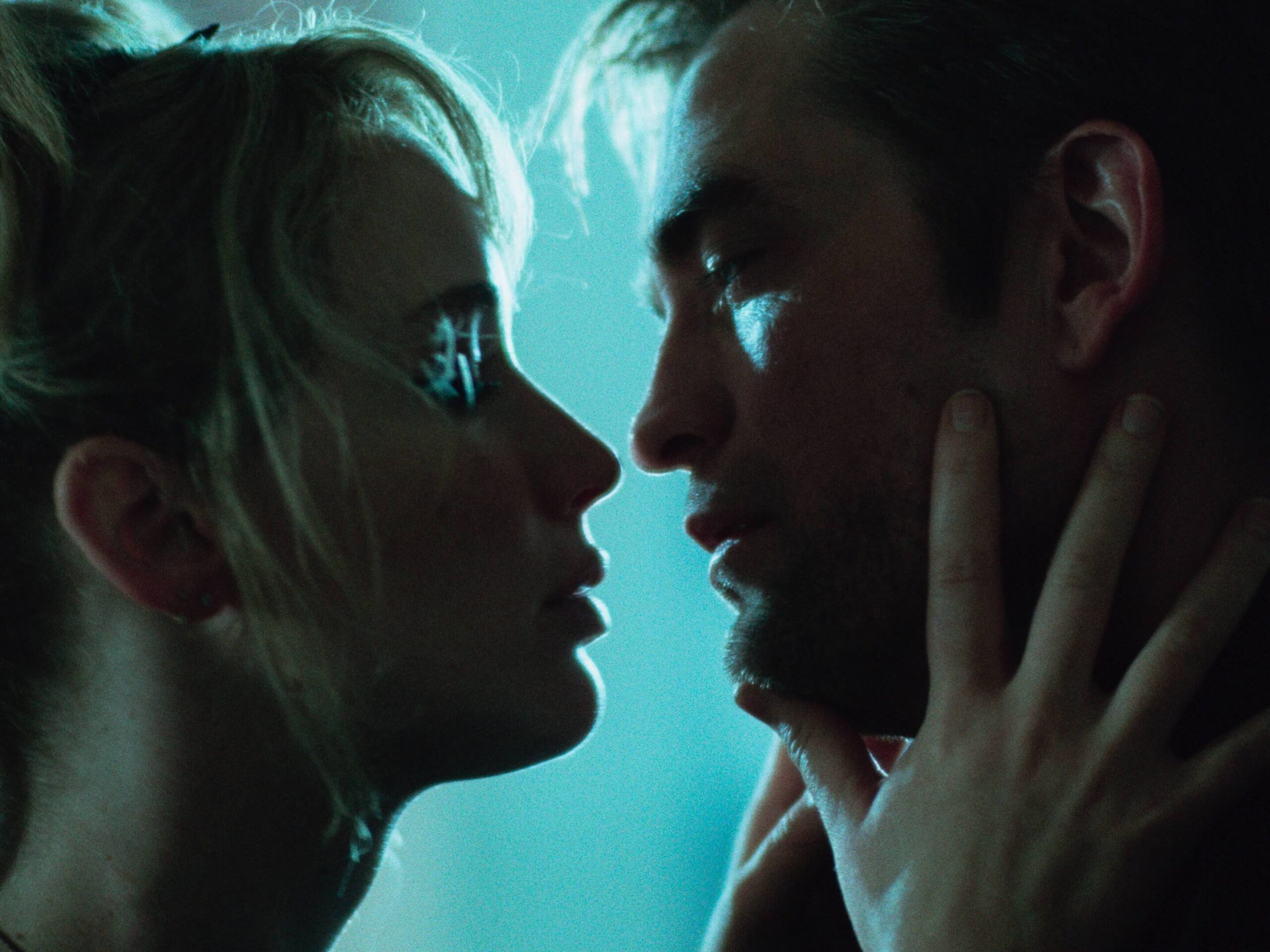 Jennifer Lawrence und Robert Pattinson im Film DIE MY LOVE