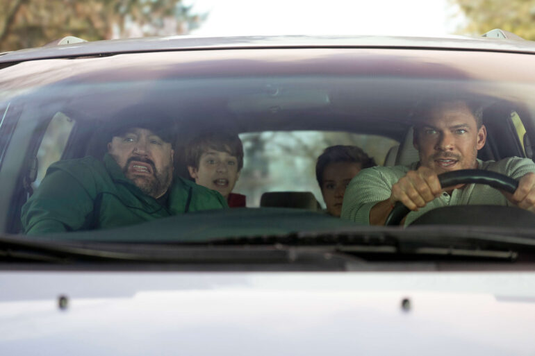 Playdate – Die Action-Dads Filmszene mit Alan Ritchson und Kevin James