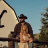 L-R: Cole Hauser as Rip Wheeler und Kelly Reilly als Beth Dutton in Episode 513 der Serie Yellowstone (c) Paramount